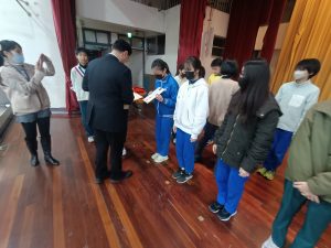 113學年度第1學期九年級第2次定期考成績優異頒獎代表照片
