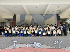 114學年度第1學期八年級第二次定期考成績優異頒獎代表照片